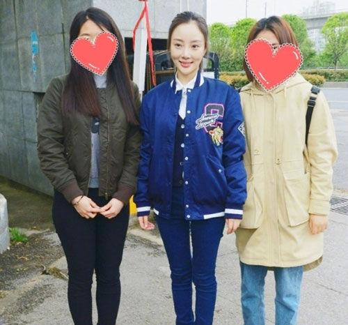 李小璐和pgone现在怎么样了 李小璐风波后首度现身做公益