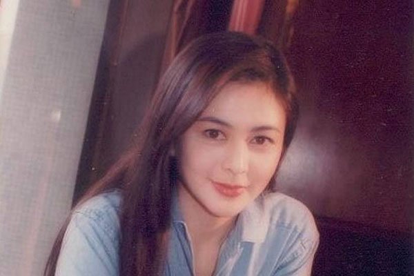 关之琳被塞高尔球事件 做手术不会怀孕没人要