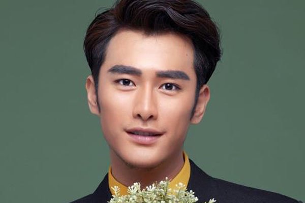 朱梓骁和郭敬明事件怎么回事 郭敬明朱梓骁陈学冬的爱恨情仇