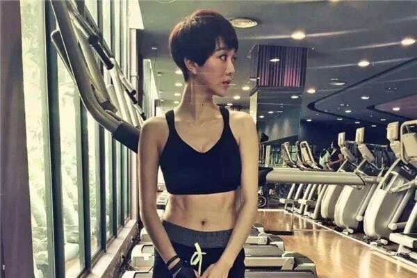 姜妍被潜规则视频图片 这恐怕是潜规则中失败的案例
