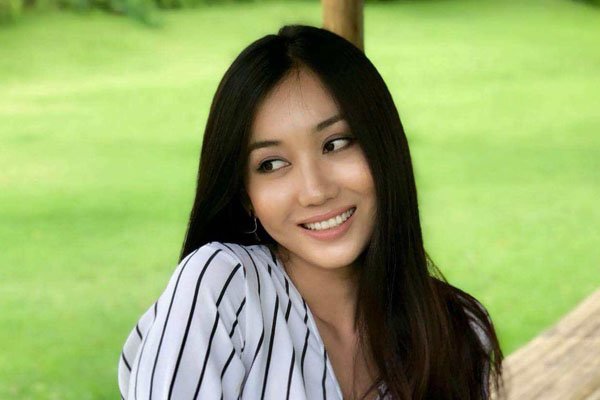 缅甸女人陪一晚多少钱下面的照片 有些缅甸女人竟然不要钱抢男人
