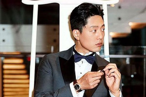 你好骚啊表情包出处 洪世贤:让人恨不起来的渣男