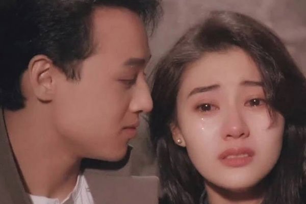 李嘉欣早年纯情三级艳照 青少年时期的女神级影视演员