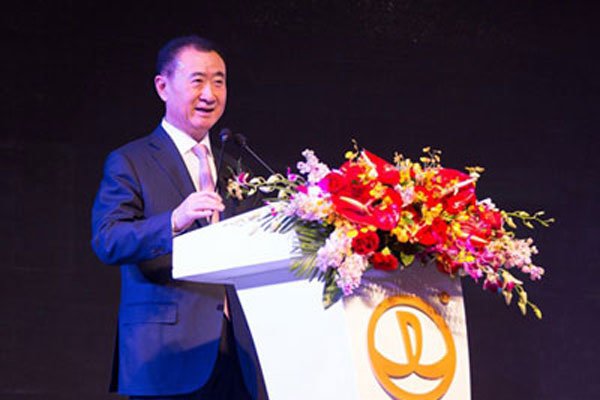 王思聪为什么不在北京 有血有肉敢说真话比他老爹强多了