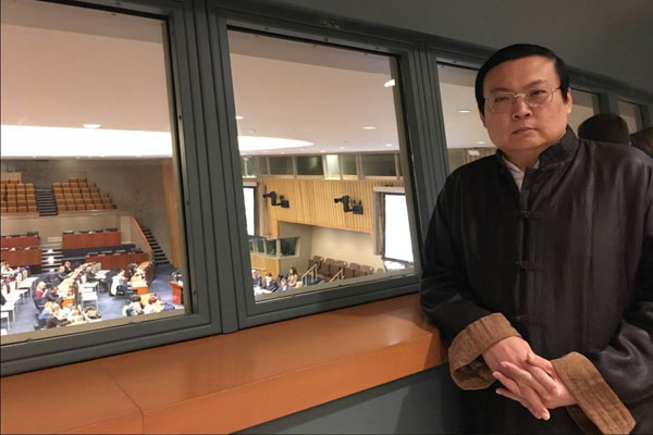 梁宏达说了什么不该说的话 所有节目被停播事件处理结果