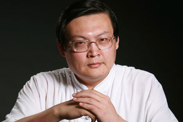 梁宏达说了什么不该说的话 所有节目被停播事件处理结果
