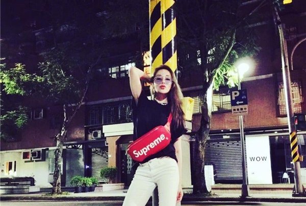 萧亚轩艾滋病毒是真的吗 萧亚轩前男友有多少个