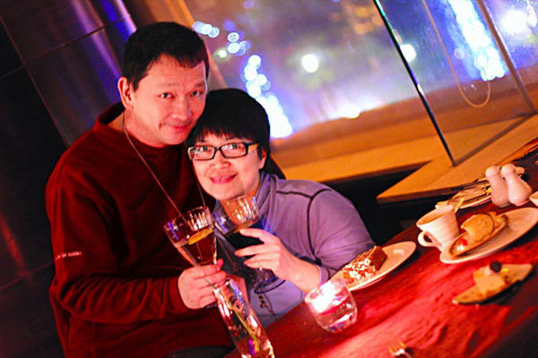 廖启智的大儿廖文哲结婚了吗 廖文哲女装照片变性没有