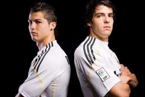 c罗和卡卡的关系 c罗对卡卡是真爱(是不是喜欢卡卡)