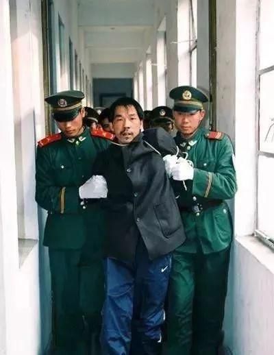 法子英劳荣枝案件详细经过 女子内心住着一个恶魔