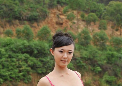 冰漪人体高清大胆私拍 模特冰漪大胆丰满人体露的真够彻底