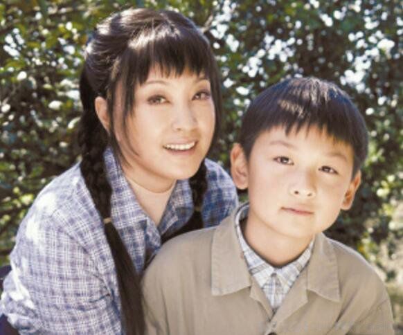 刘晓庆63岁怎么怀上孕的 不老女神刘晓庆有孩子的吗