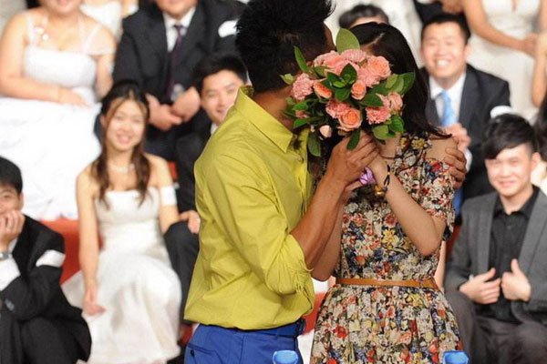 刘恺威新女友李晓峰 刘恺威的现任妻子叫什么名字(结婚了吗最新消息)