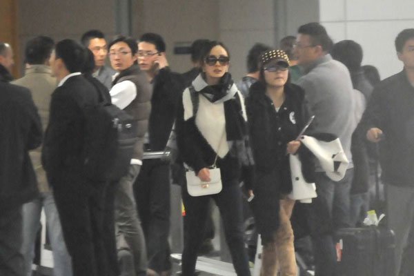 刘恺威新女友李晓峰 刘恺威的现任妻子叫什么名字(结婚了吗最新消息)