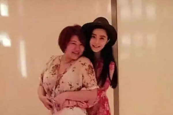 杨天真家庭背景父母被深扒 经纪人杨天真旗下有哪些艺人