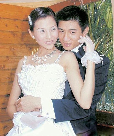 蔡少芬被刘銮雄玩到吐是什么意思 刚满18岁就开始了6年的小三生涯