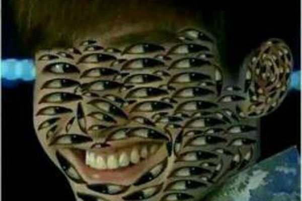 一张叫做张翰眼睛的图片 张翰的眼睛密集恐惧症真够瘆人的