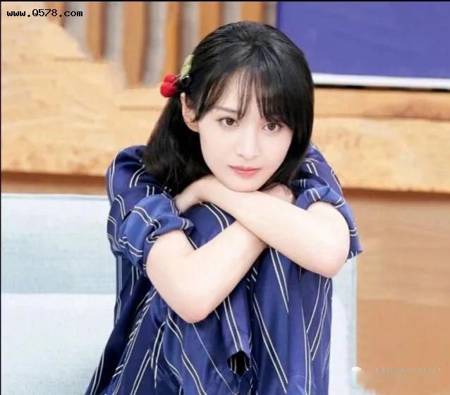 2023年郑爽现在在干什么 郑爽现在的情况(只是猜测)