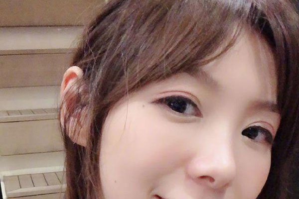 解说小楼和校长什么关系 LOL解说小楼怎么就是公交车了