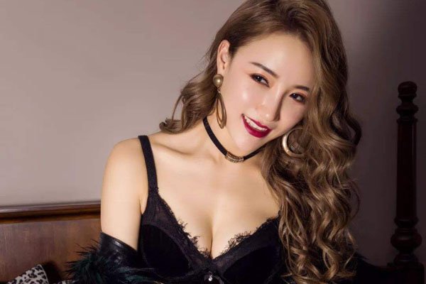 董莹莹和仙洋合照 仙洋董莹莹聊天记录真的处过对象吗