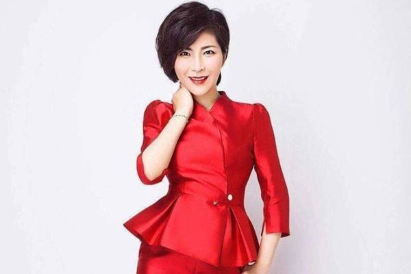 邓煌生活照片 南京皇太后邓煌生日灯光秀属实吗