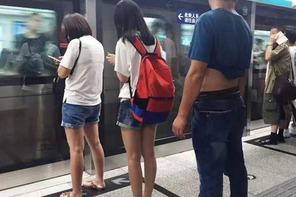 �պ��糵������h־Ħ������ �糵�պ�h�������������ڵ�ϵ��