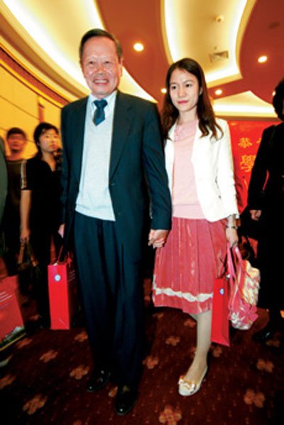翁帆有没有生子 翁帆的生理需求(怎么解决生理问题)