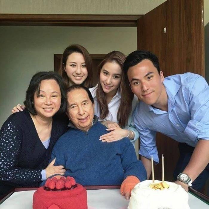 赌王四太出轨过吗 那么大年纪的何鸿燊如何使四太怀孕