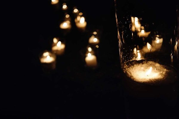 人死后嘴巴张着是什么意思 老人死后张着嘴对后人好吗