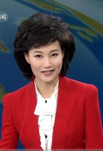 李梓萌第一任丈夫沙桐是谁 李梓萌现任老公简历