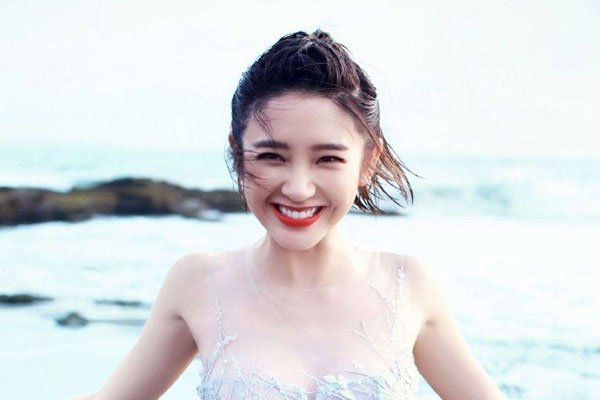 唐艺昕吴秀波录音棚忘关麦 唐艺昕吴秀波忘记关声音是怎么回事