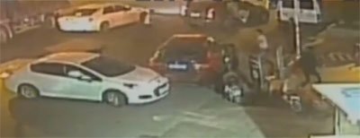 石家庄磊哥怎么又进去的 磊哥4vs20的全程视频事件