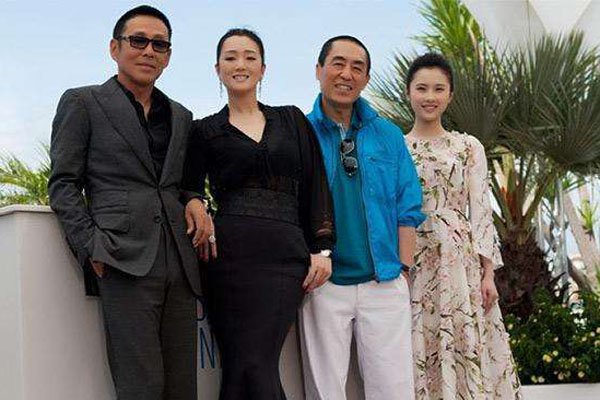 张末是张艺谋和谁生的 张末和陈婷关系好么(能接受陈婷的婚姻)