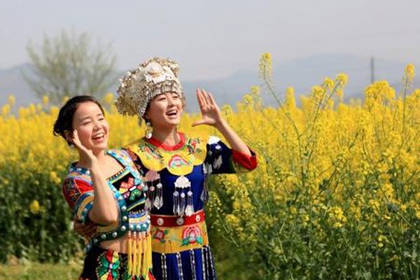 贵州山歌王陈俊为什么被杀 情杀:妻子前夫用刀杀害了山歌王