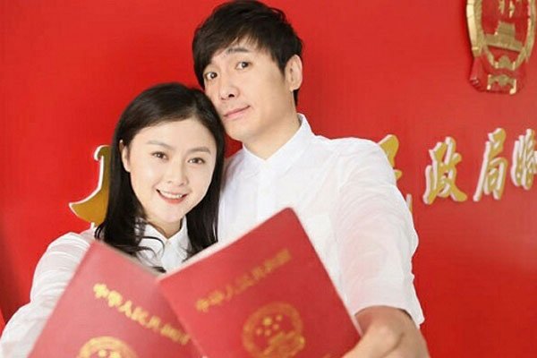 沈腾王琦中间分手几年 恋爱12年中间很不稳定