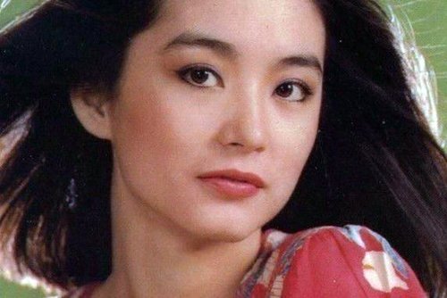 林青霞离了婚是真的吗 和秦汉的感情史为何没有结合
