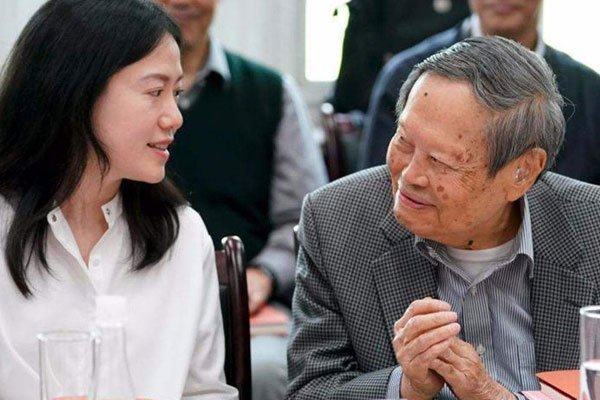翁帆的生理需求 翁帆和杨振宁怎么解决生理问题