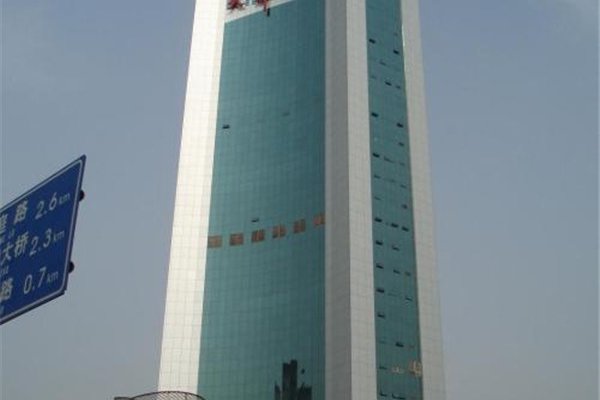 天津日报大厦灵异事件完整版本 大厦14楼为什么封闭起来