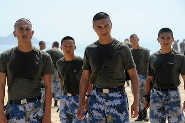 ��������2��뻳�� ��С������Ĺ�ϵ����