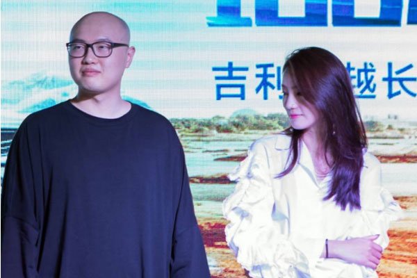 冯提莫和饼干结婚合照 网红一姐隐婚早就结过婚