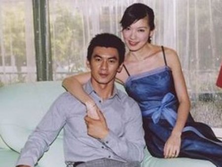 任天野的妻子是谁 结婚多年妻子朱荔莘是话剧演员