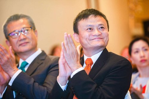 马云已经把支付宝给了叶 马云退出后阿里巴巴以后还是老板吗