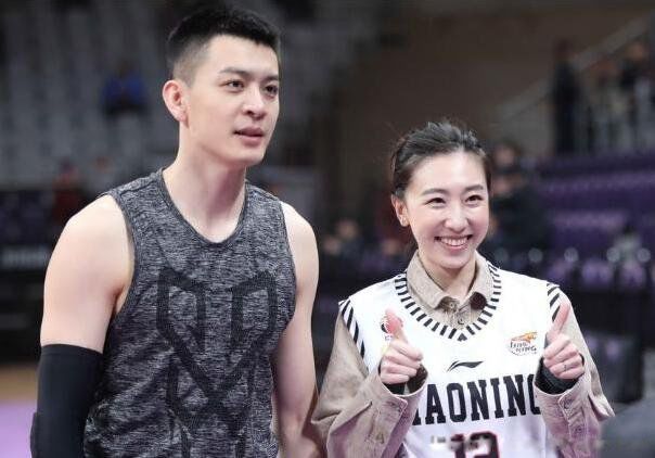 杨鸣老婆唐佳良资料 杨鸣妻子是盼盼集团千金