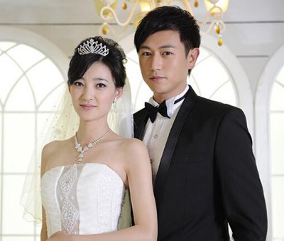 王丽坤老公是谁 和男子机场举止亲密已经结婚有丈夫了