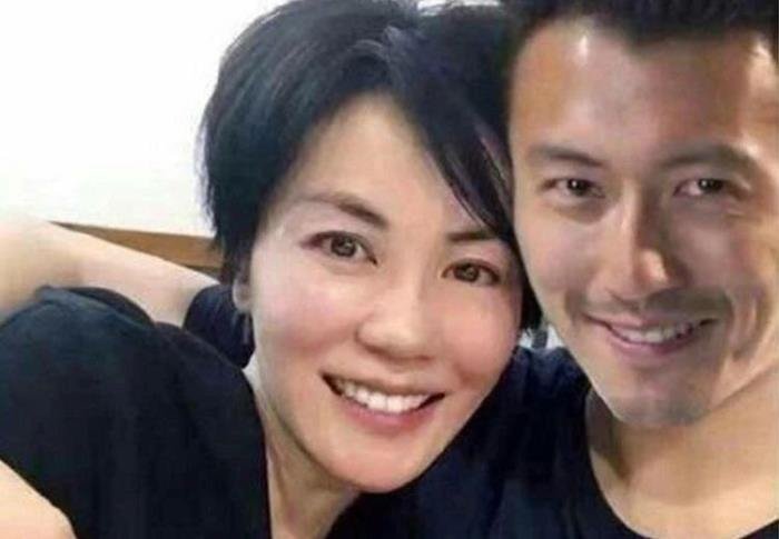 王菲个人资料老公是谁 女歌手王菲的感情生活