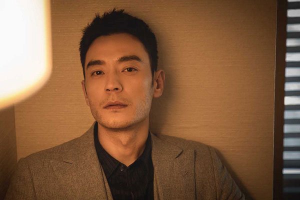 李光洁为什么会和郝蕾分开 结婚不到一月就离婚太不负责任了