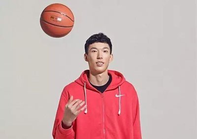 周琦个人简历资料 NBA周琦女朋友王欣怡个人资料简介