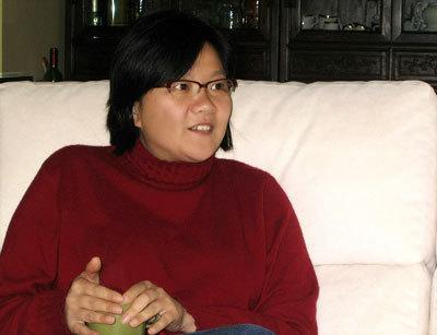 陈凯歌几任妻子都是谁 趟过女人河:陈凯歌第一任妻子洪晃简介