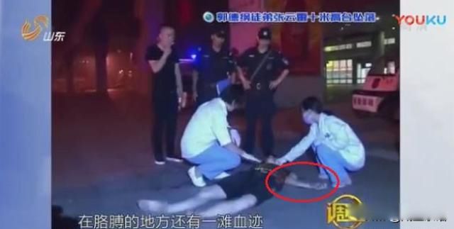 张云雷怎么从南京站摔下去的 南京南站事件坠台是怎么回事