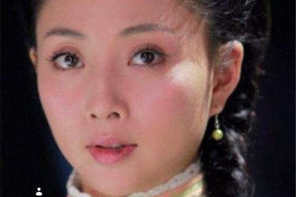 �����촽�ϳ�����ɶ �����촽�ϵĺڵ���ʲô?